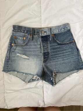 Levi’s 501 shorts